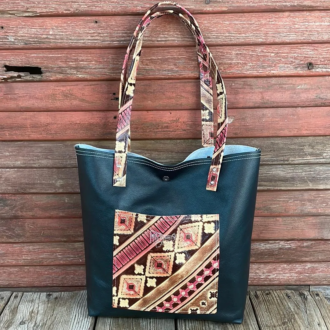 010 Trisha - Tricolor w/ Blank Slate