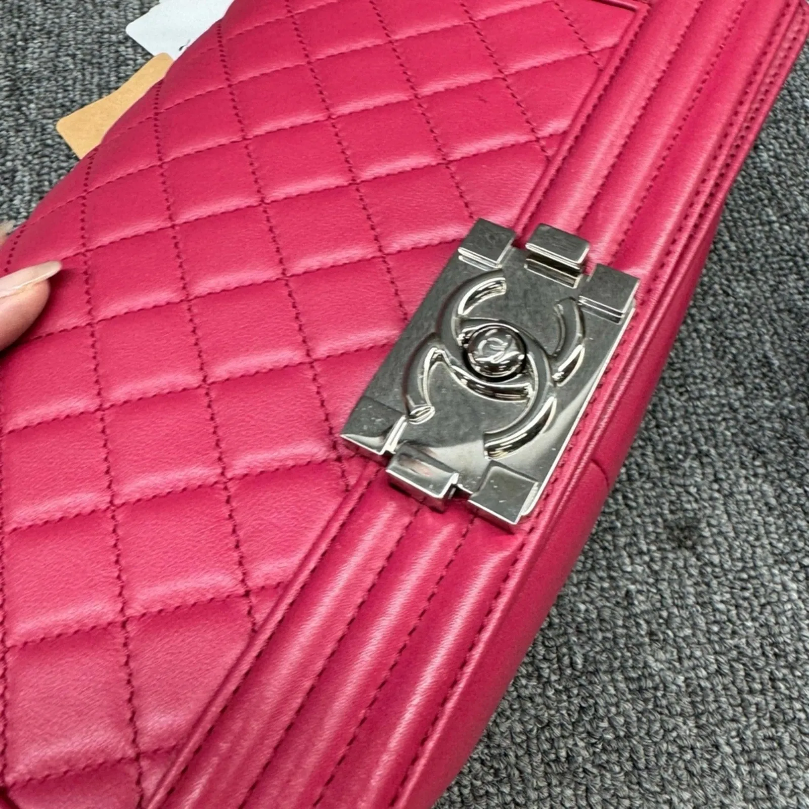 100%  Authentic CHANEL Boy Leather Shoulder Bag