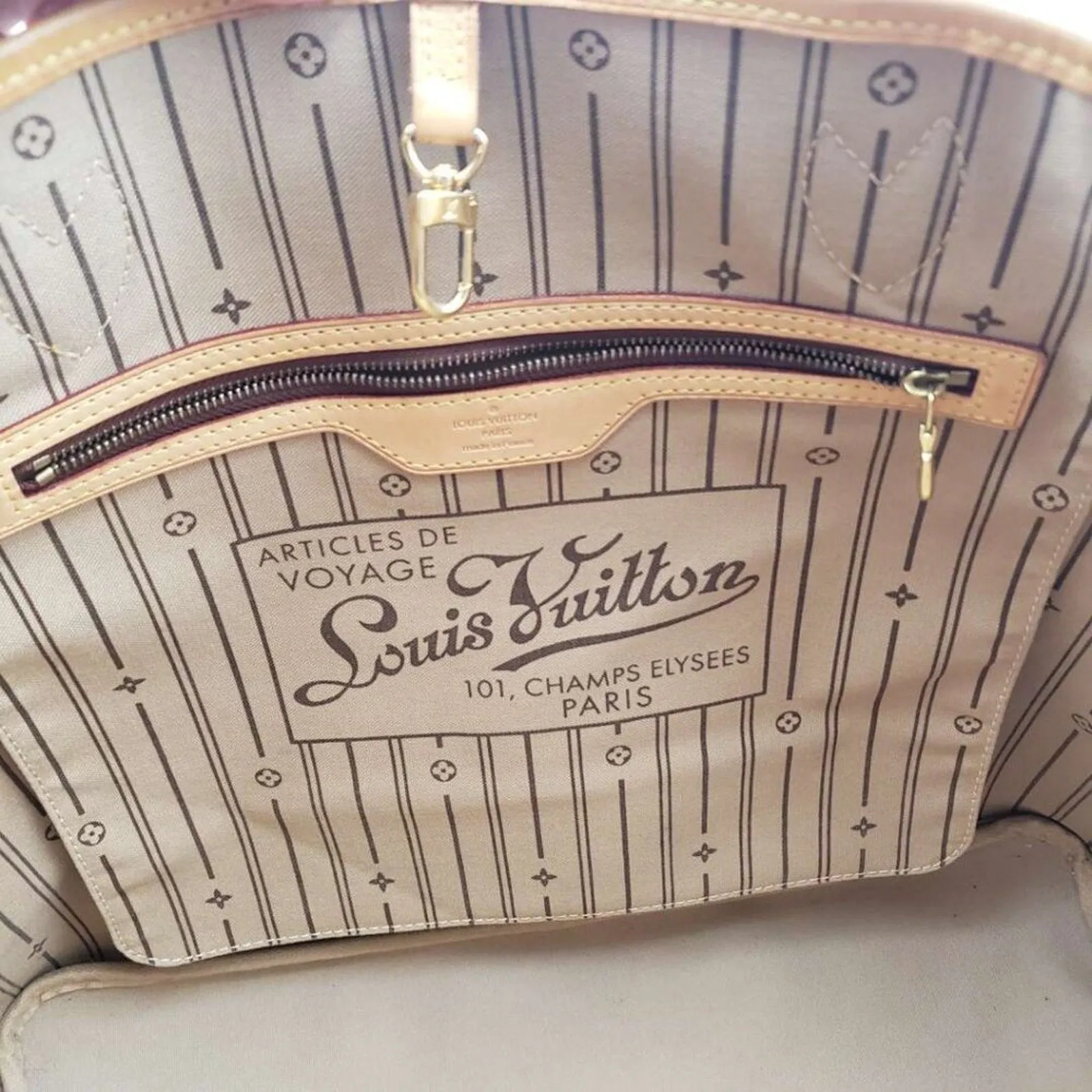 100% Authentic Louis Vuitton Neverfull GM Brown Monogram Canvas Shoulder Bag