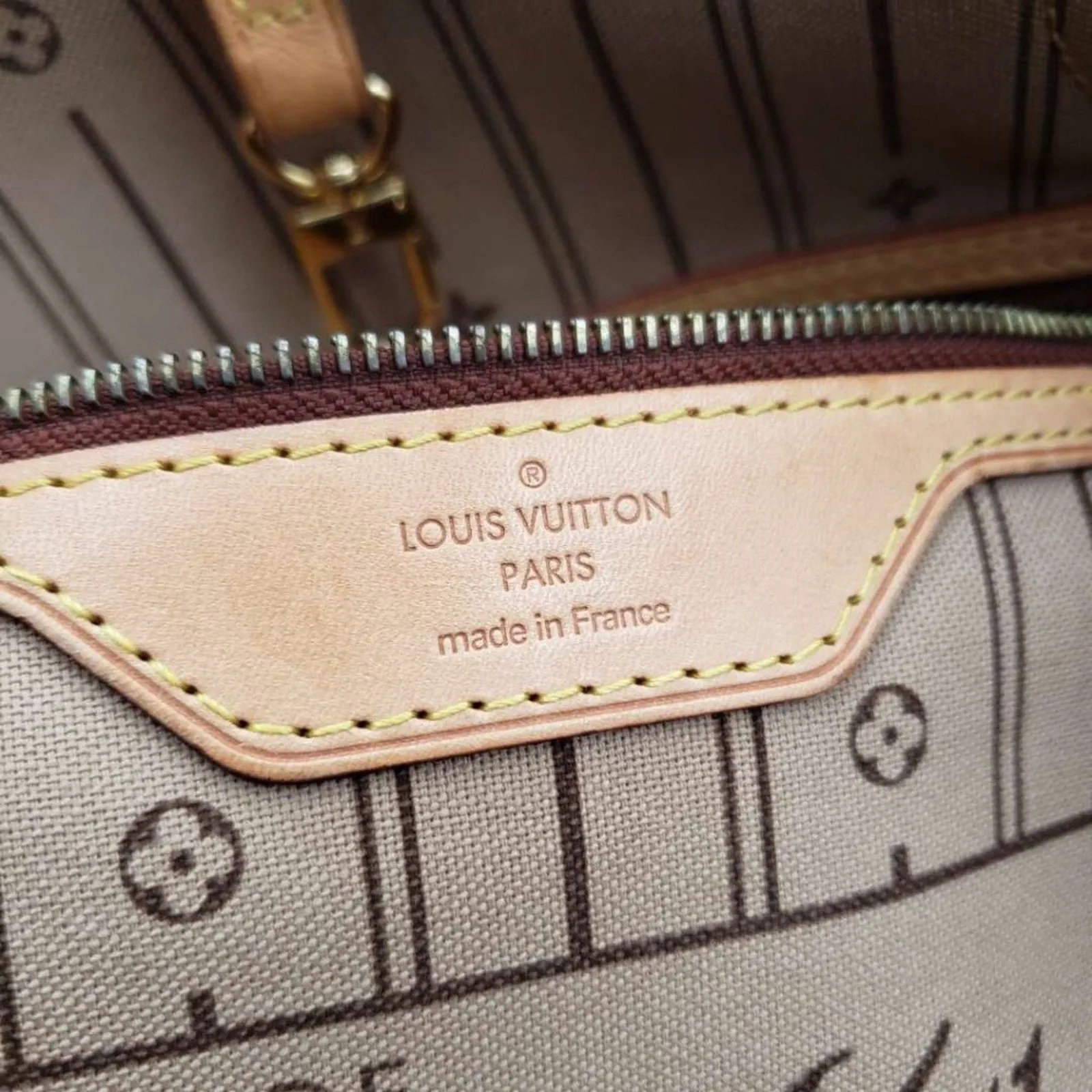 100% Authentic Louis Vuitton Neverfull GM Brown Monogram Canvas Shoulder Bag