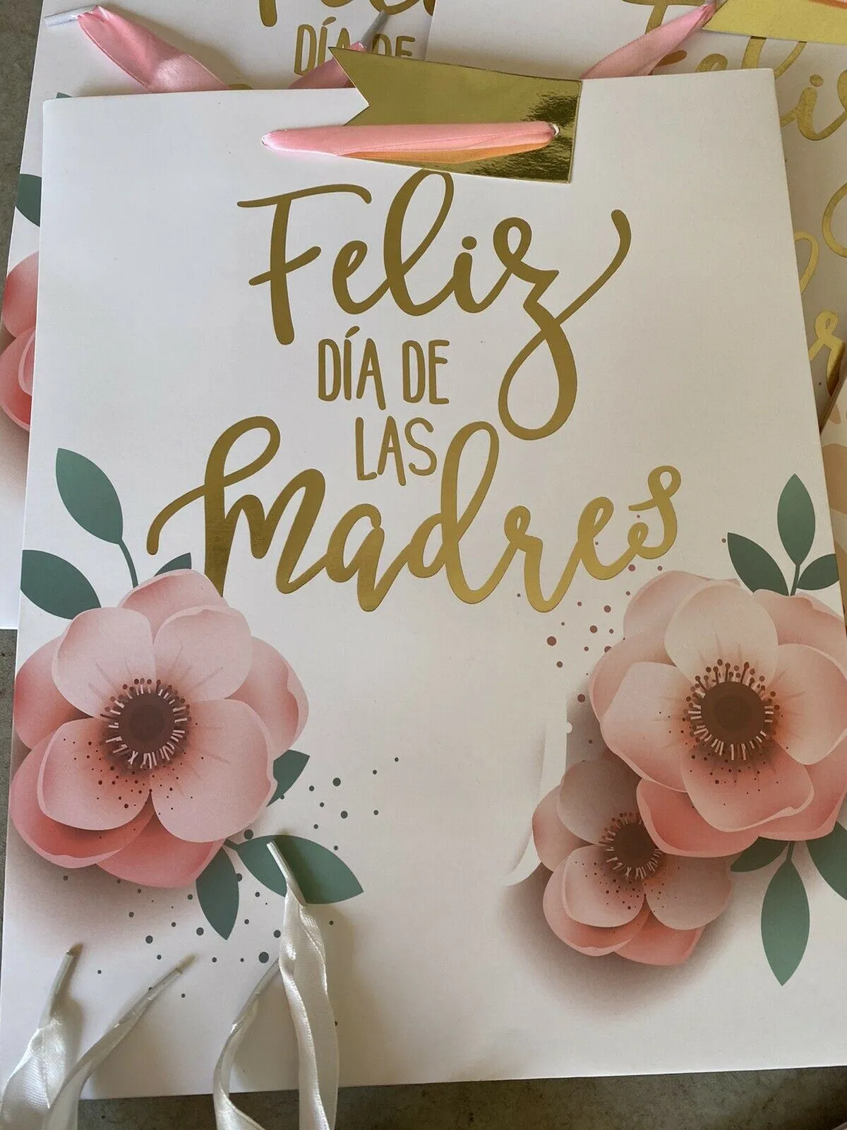 (100) Mother's Day Gift Bags & Wine Bottle Spanish Assorted Bulk Lot Feliz Madre
