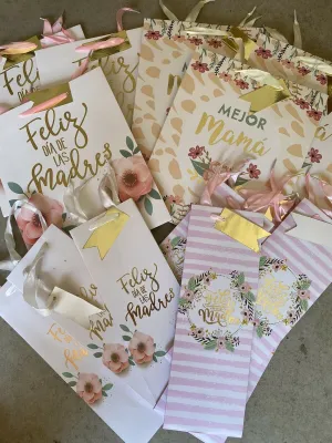 (100) Mother's Day Gift Bags & Wine Bottle Spanish Assorted Bulk Lot Feliz Madre