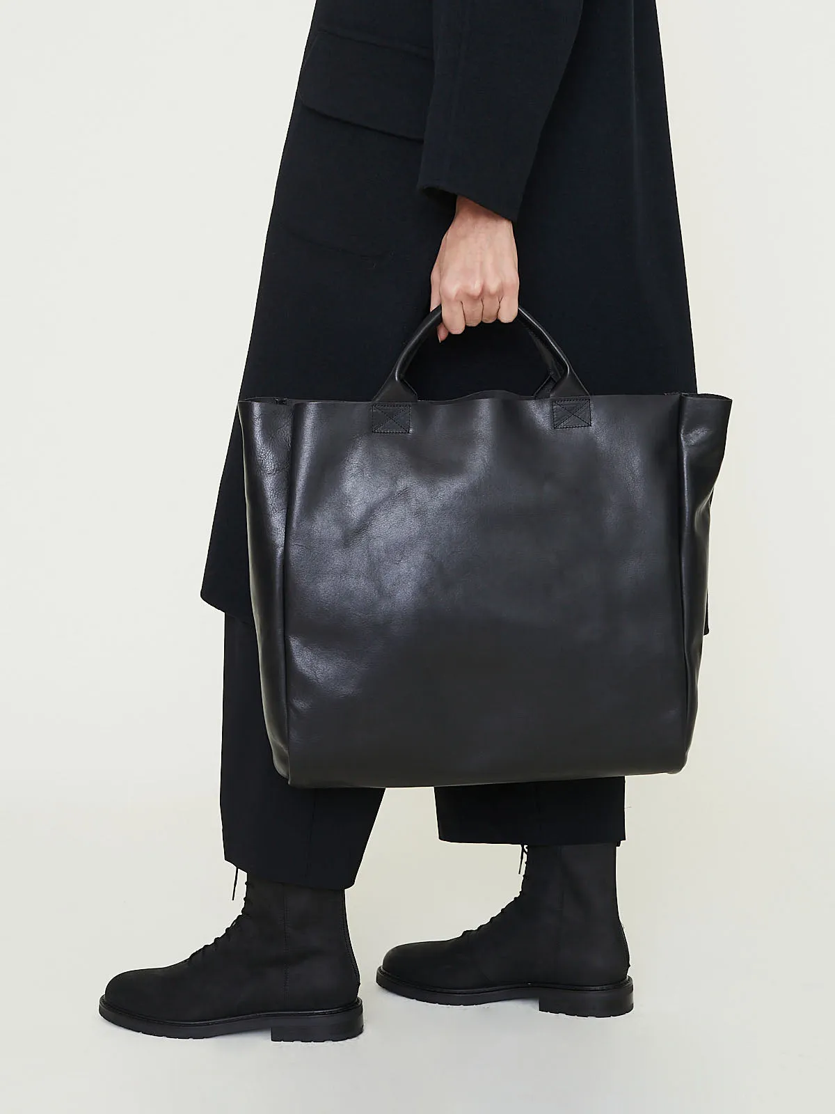 2 Way Tote Bag L in Black