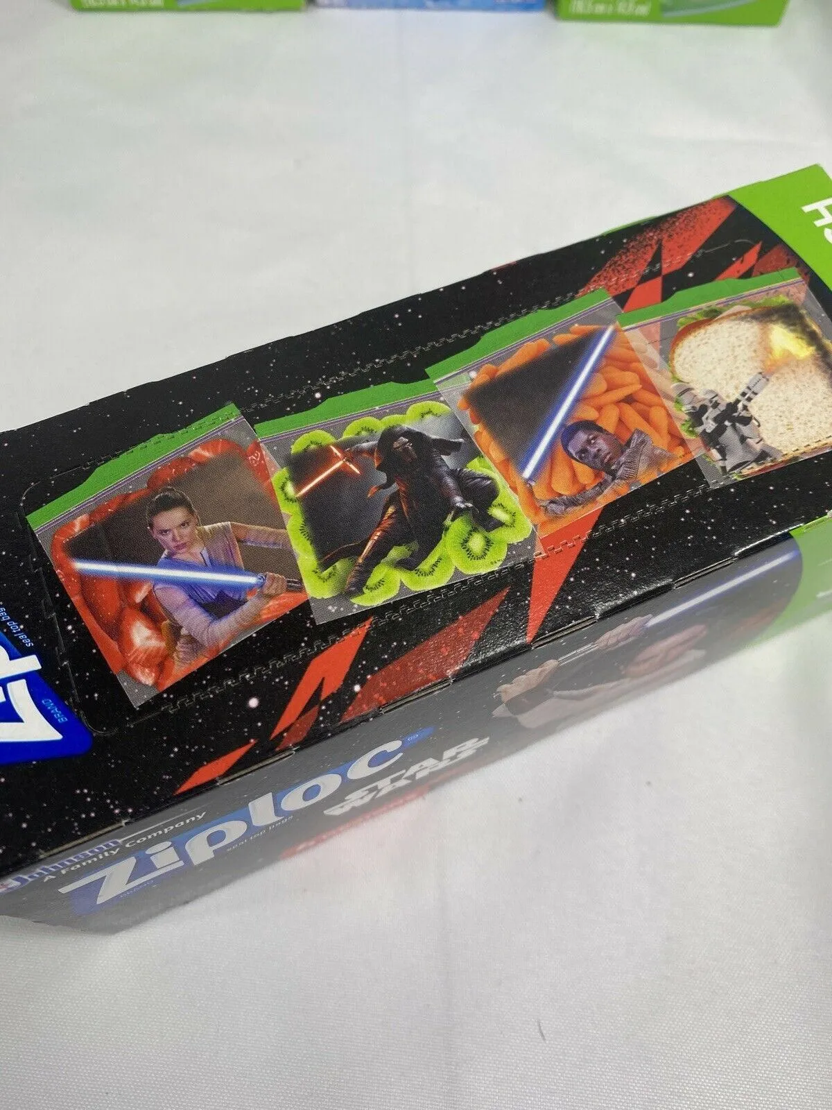 (4) Ziploc 66 Sandwich Bags Disney Frozen & Star Wars Seal Top 132 Poly Zipper