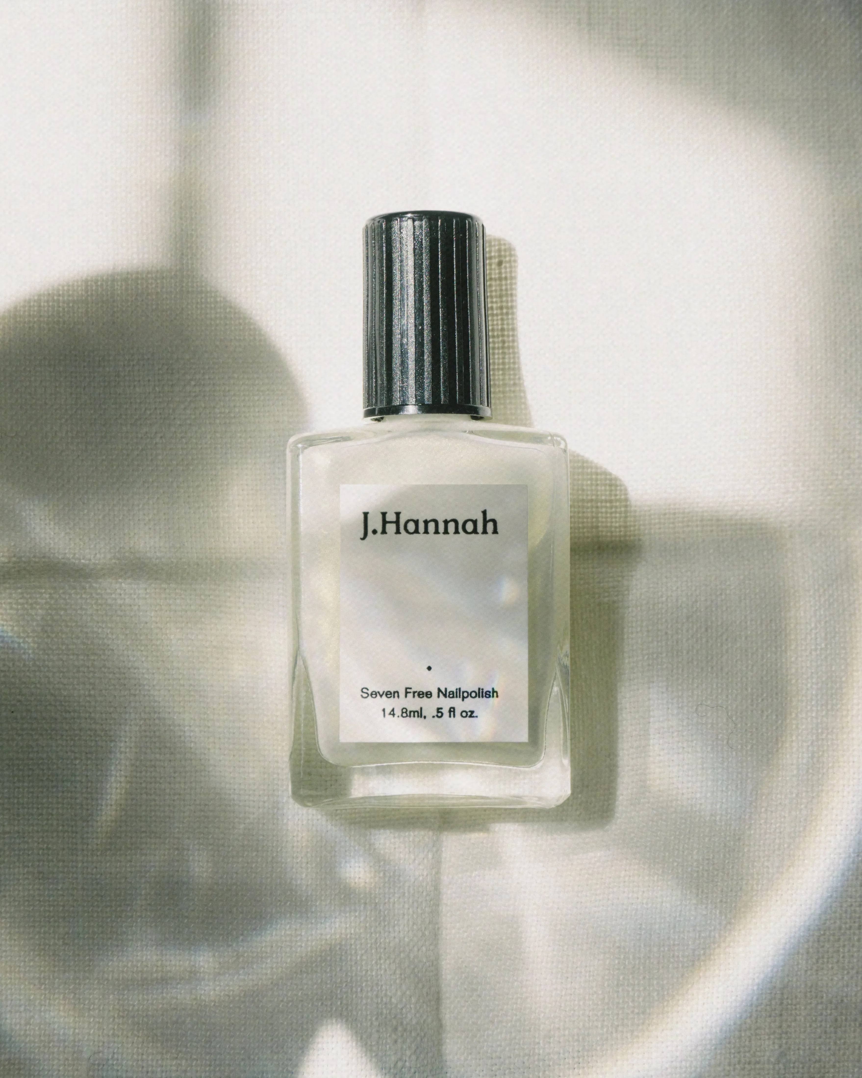 Akoya Nail Polish