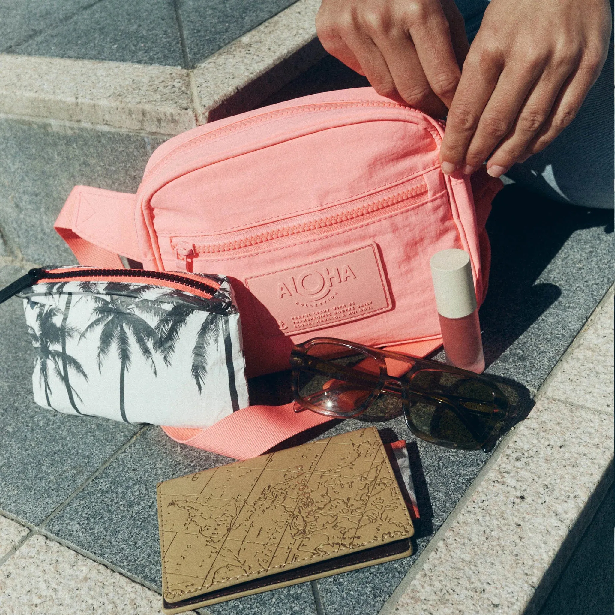 Aloha Keep It Light Hip Pack