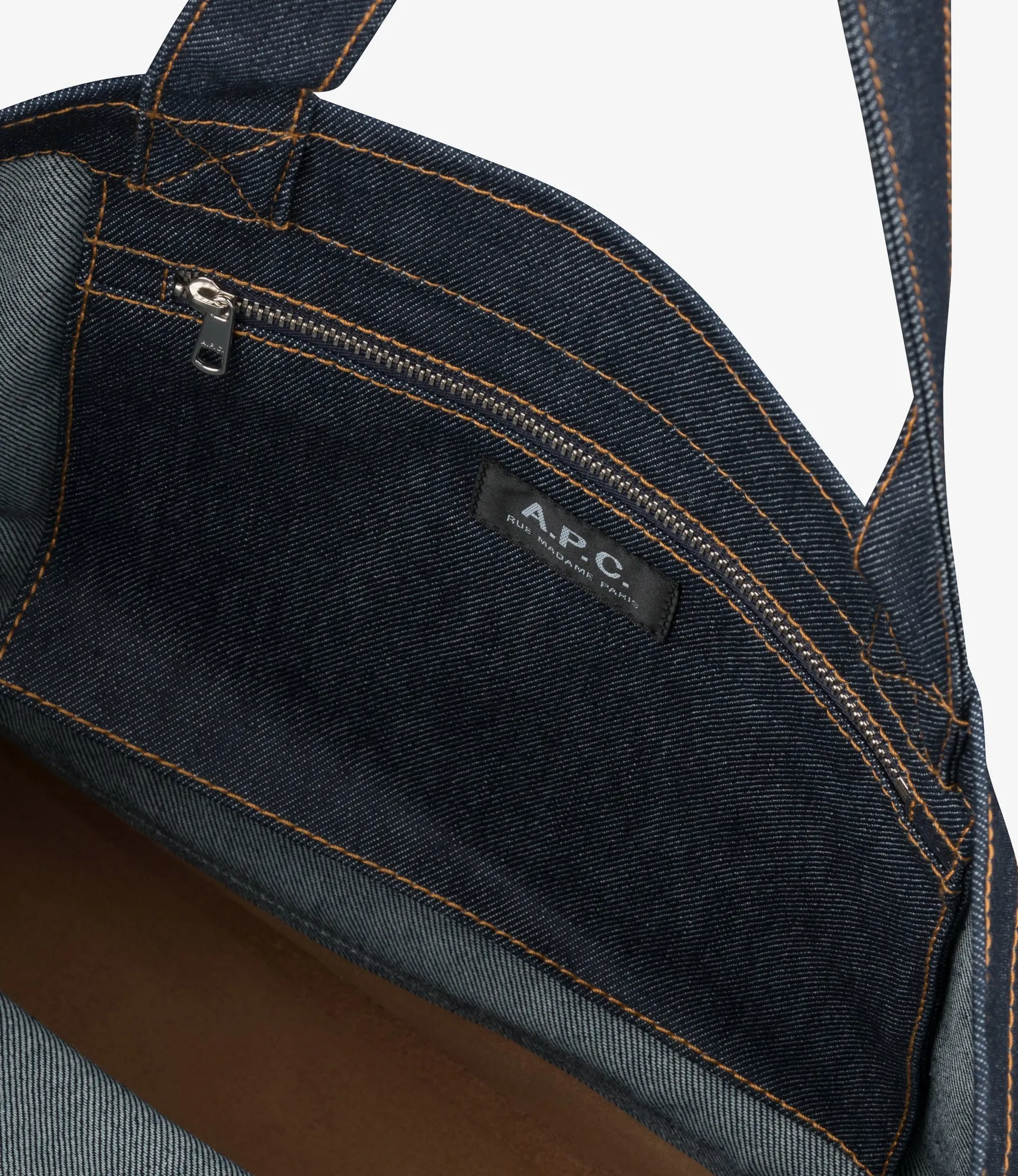 Axel E/W tote bag