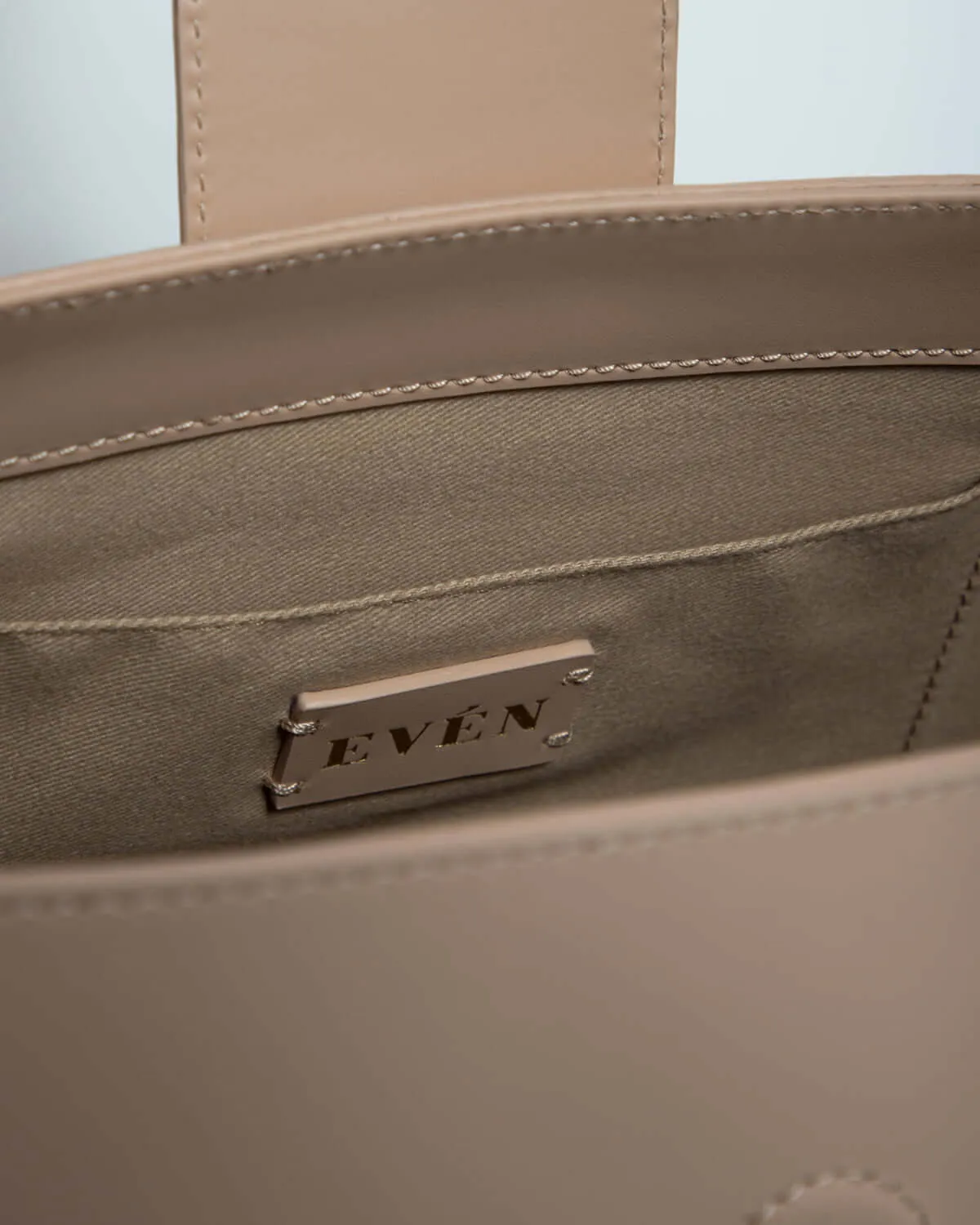 BELONA Hobo Bag - Light Beige