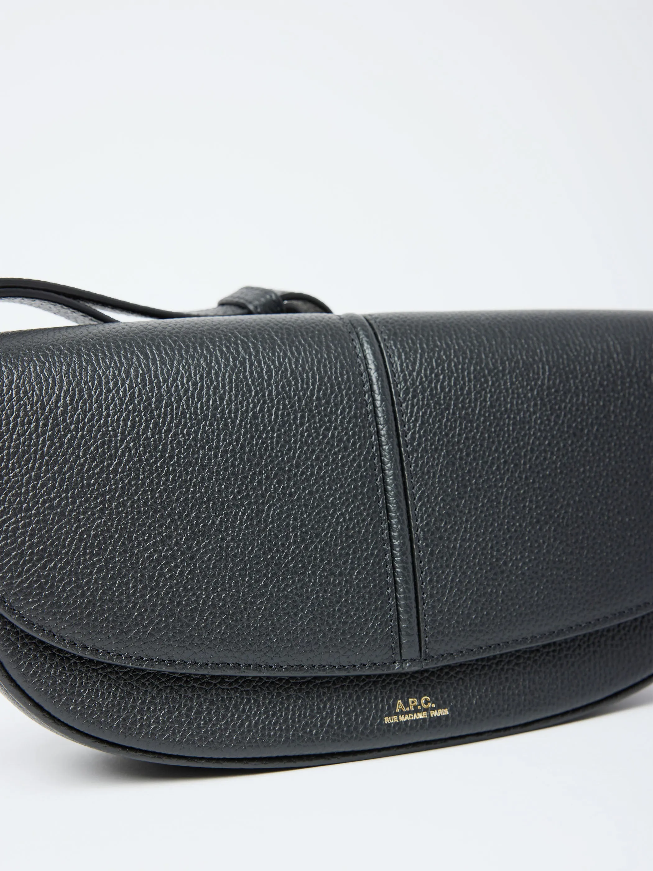 Betty Shoulder Bag
