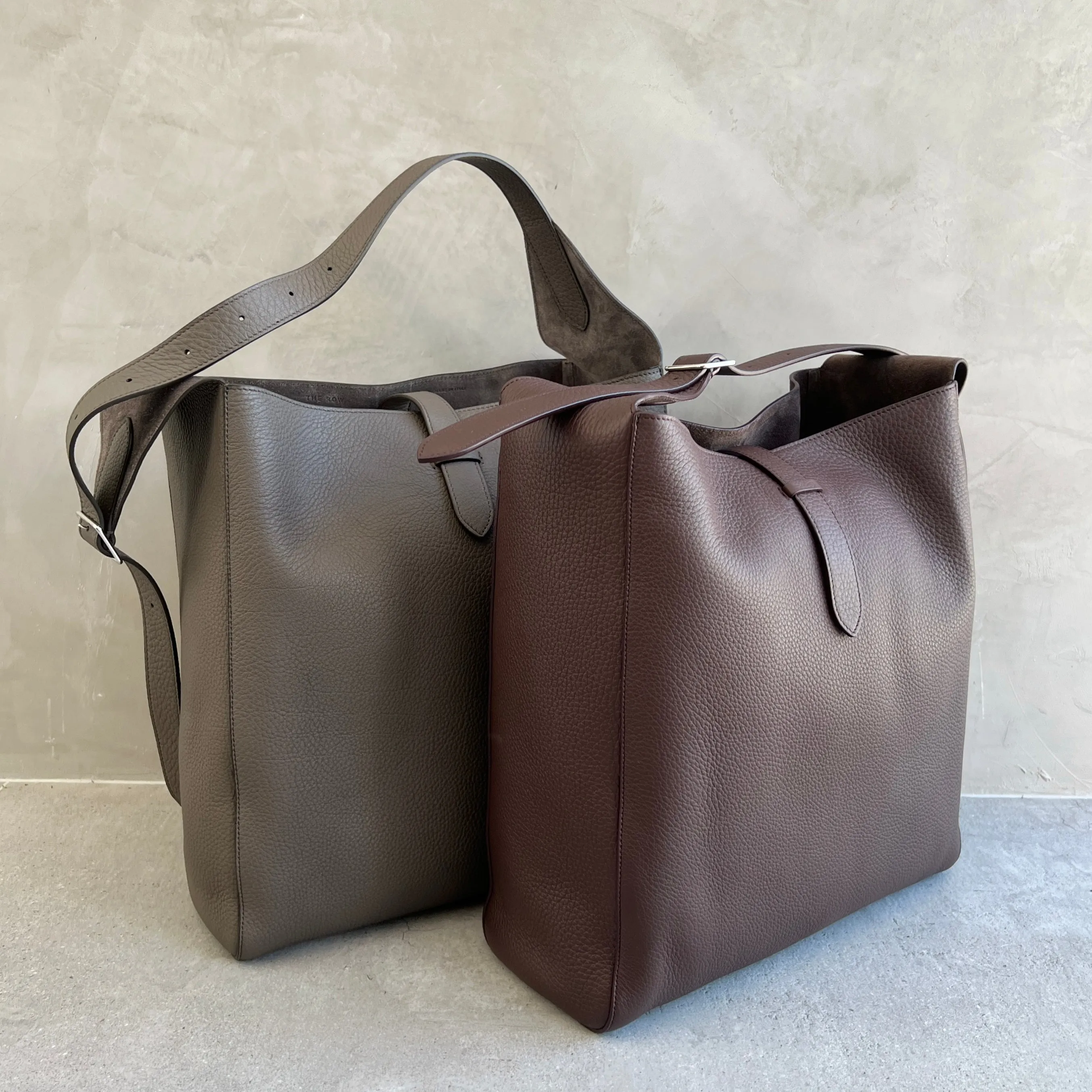 Blake Hobo, Elephant