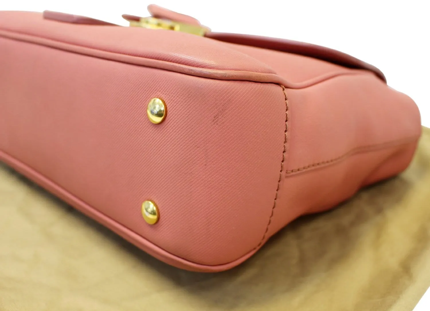 BURBERRY Trench Blossom Pink Leather Saffiano Top Handle Bag