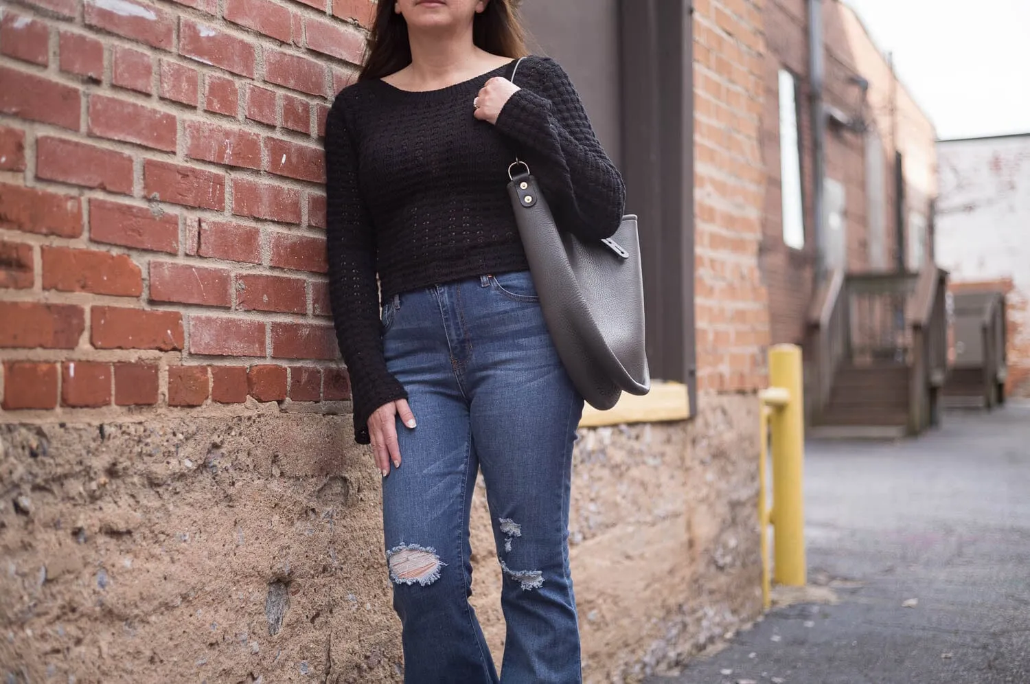 CELESTE LEATHER HOBO BAG - MEDIUM - LEAD GRAY