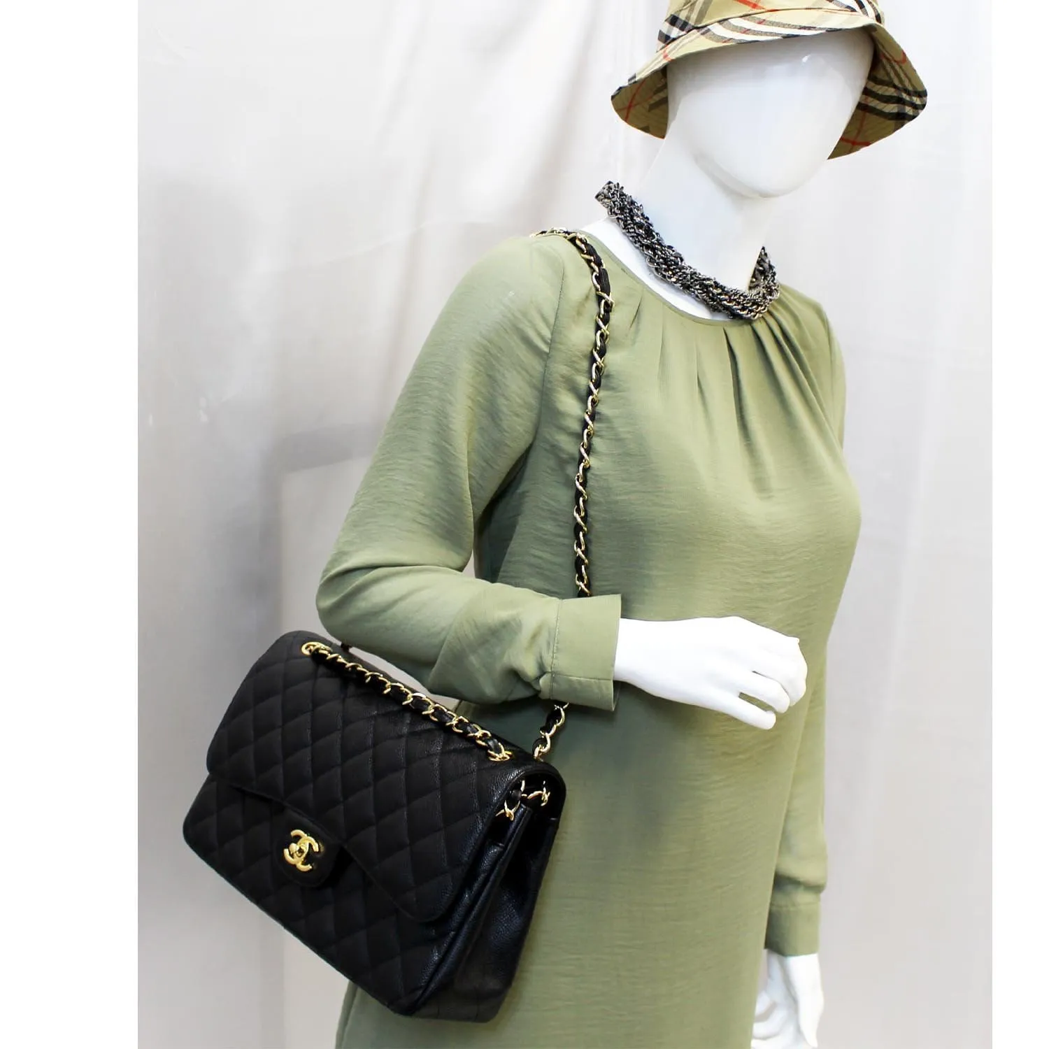 CHANEL Classic Jumbo Caviar Leather Double Flap Shoulder Bag Black