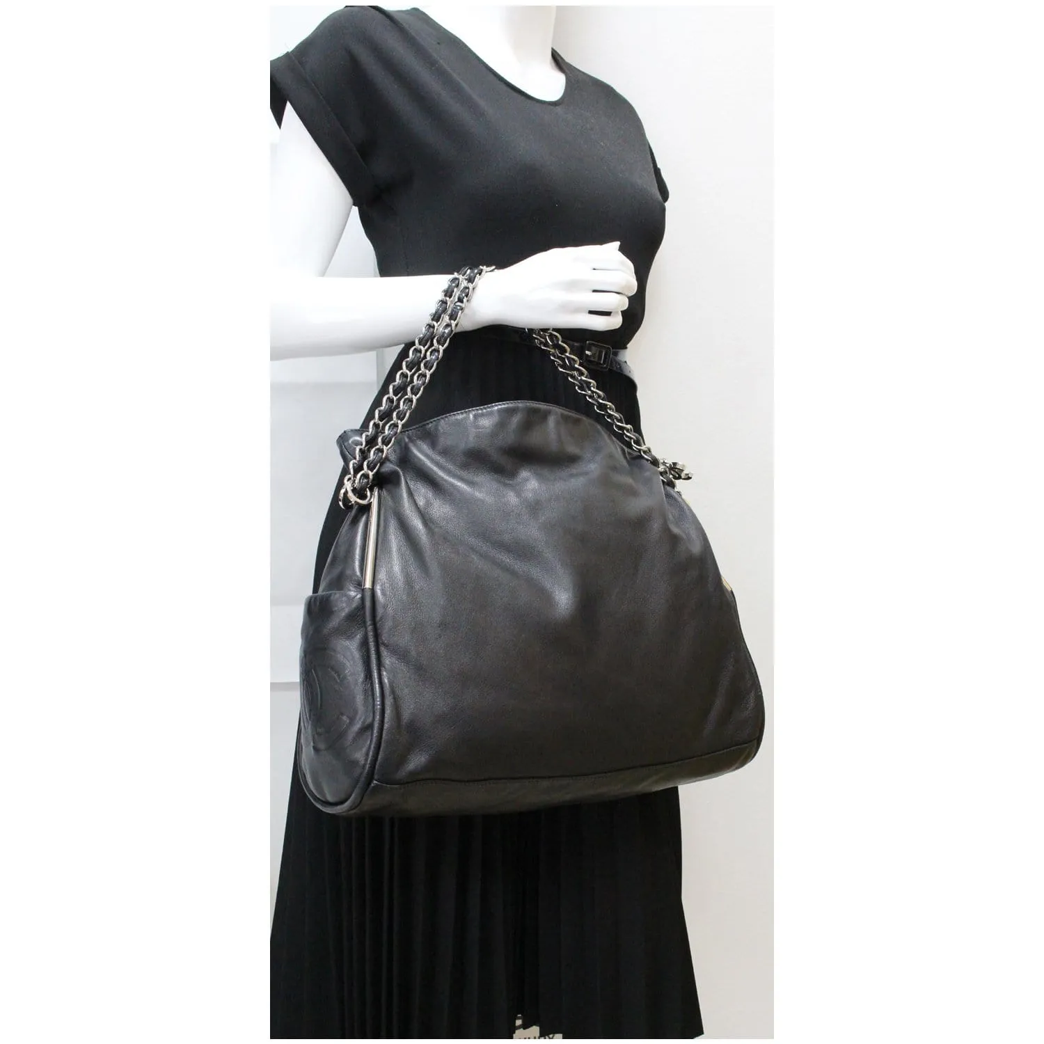 CHANEL Large Ultimate Soft Leather Hobo Bag Black
