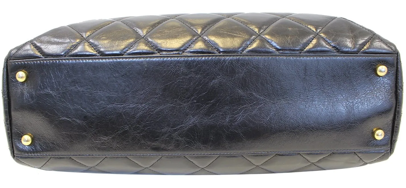 CHANEL Matelasse Black Calfskin Leather Shoulder Bag