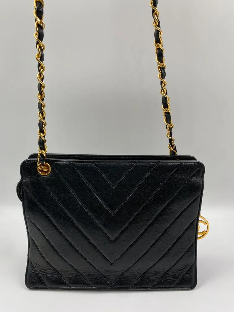 Chanel Vintage Crossbody Bag