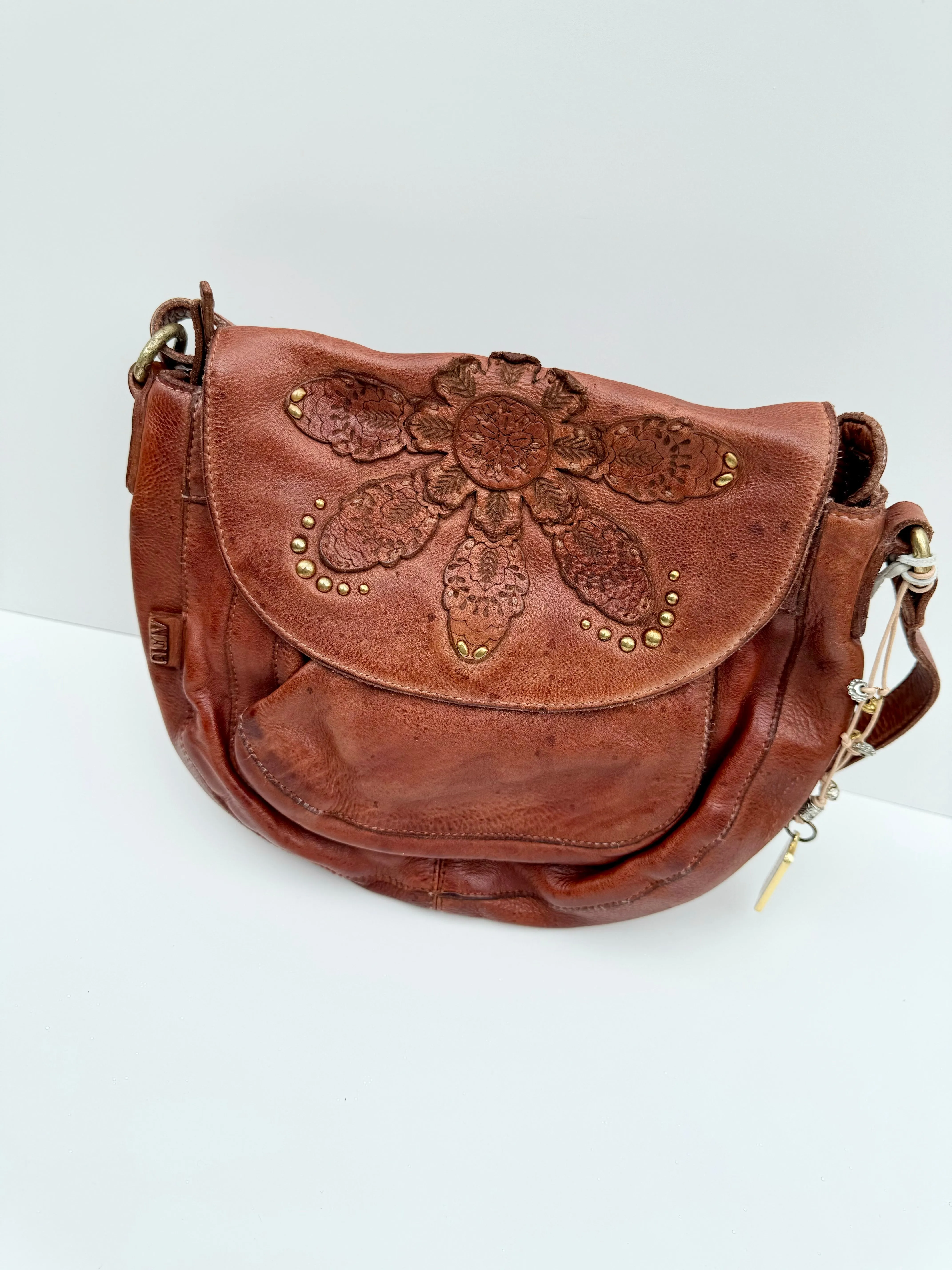 CORA HOBO BAG TAN