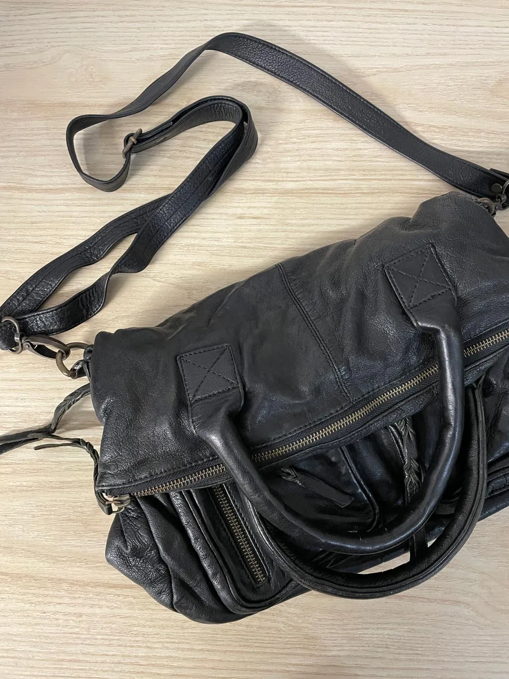 danier soft hobo fold over leather purse