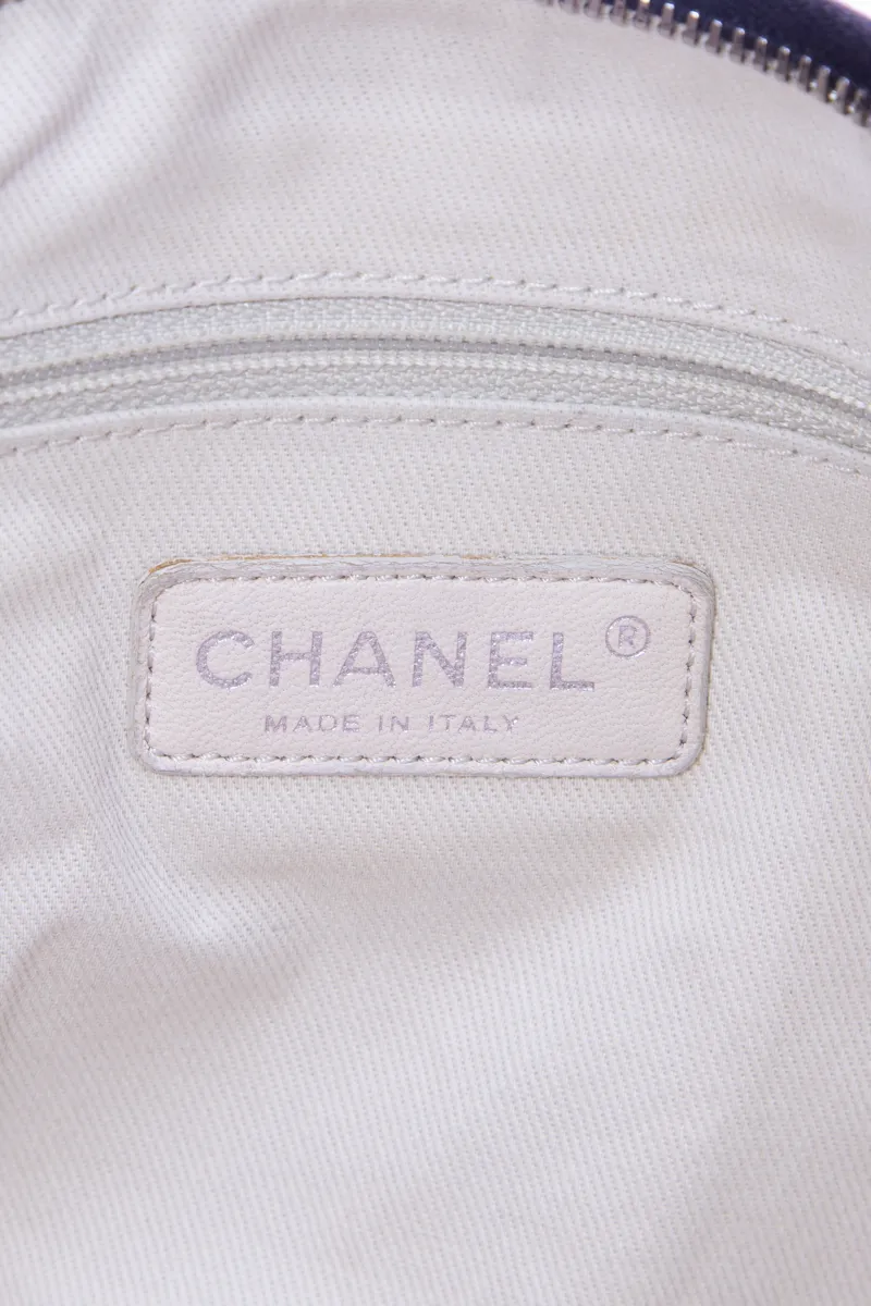 Diamond Stitch Chain Tote Bag