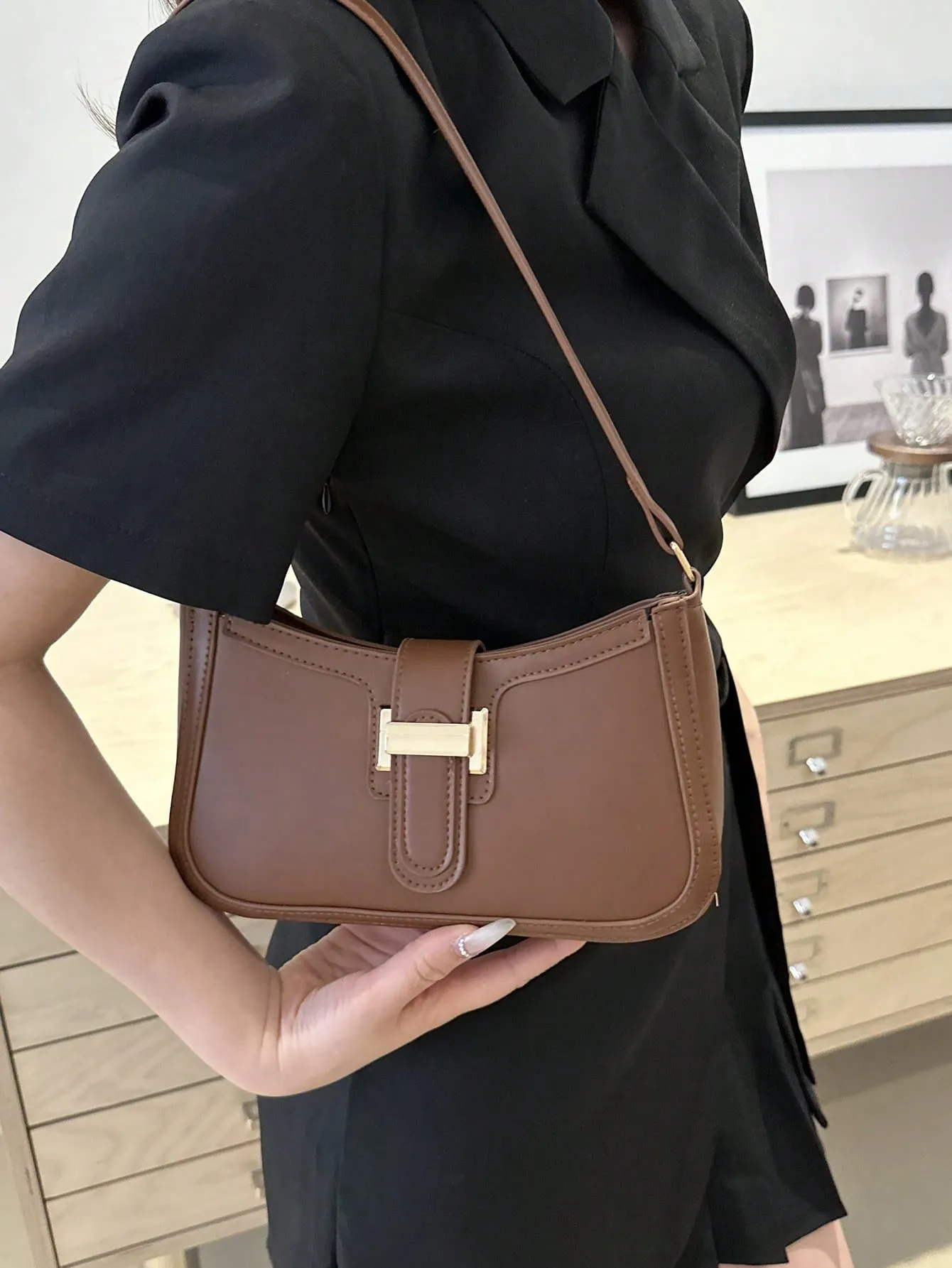 Elegant Crescent-Shaped Shoulder Bag - Coffee Brown