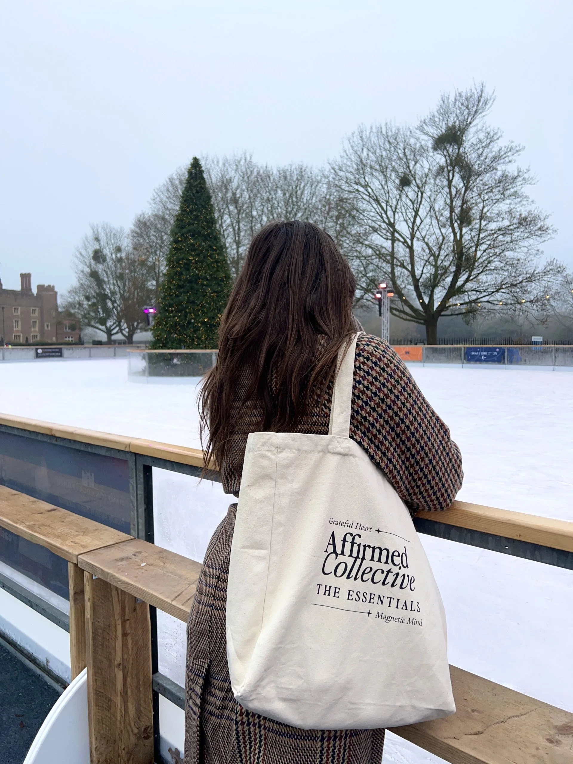 Essential Manifester Tote