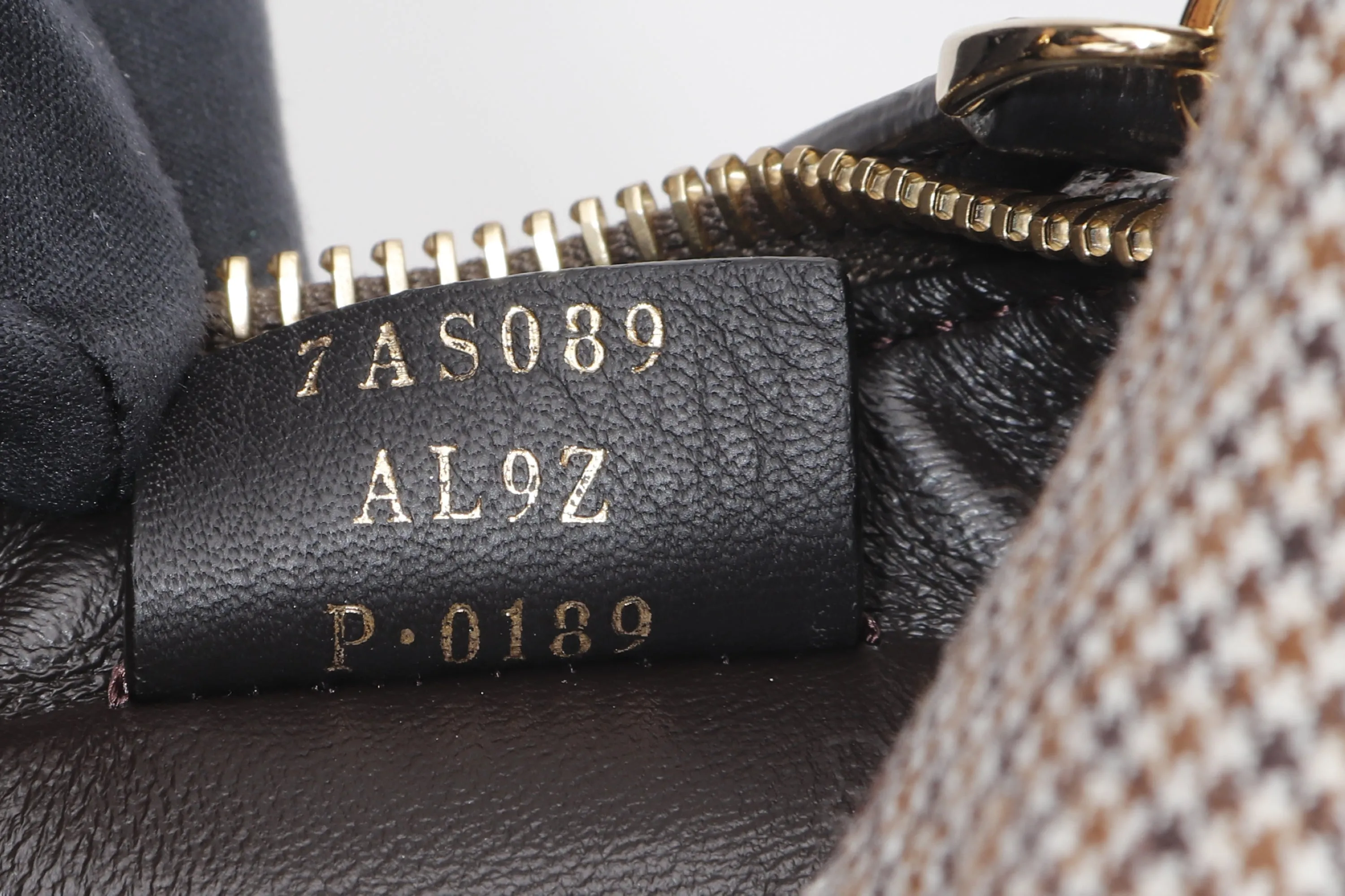 FENDI FENDIGRAPHY NANO (7AS089 AL9Z P·0189) BEIGE WOOL HOUNDSTOOTH MOTIF GOLD HARDWARE, WITH DUST COVER