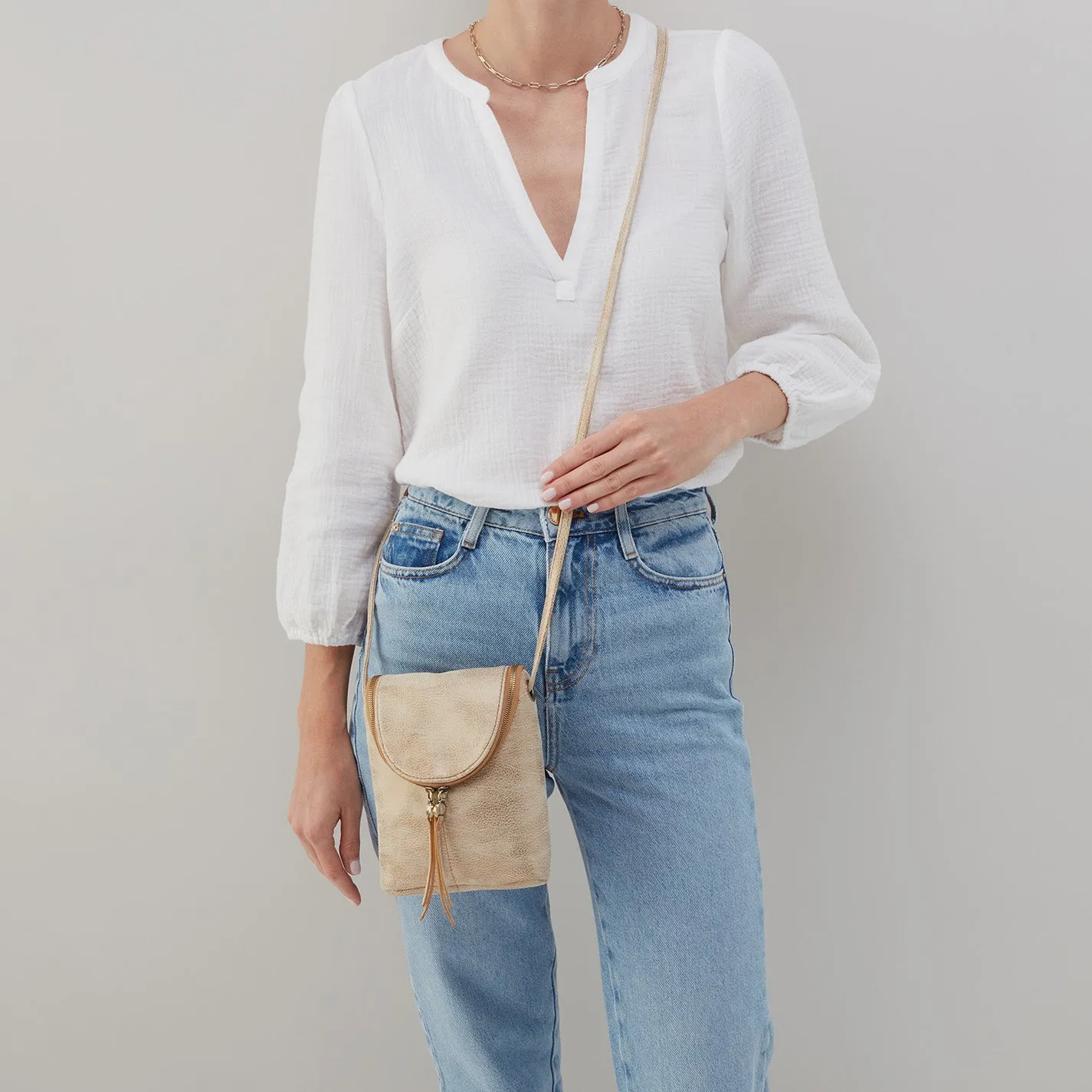 Fern Crossbody In Metallic Leather - Gold Leaf