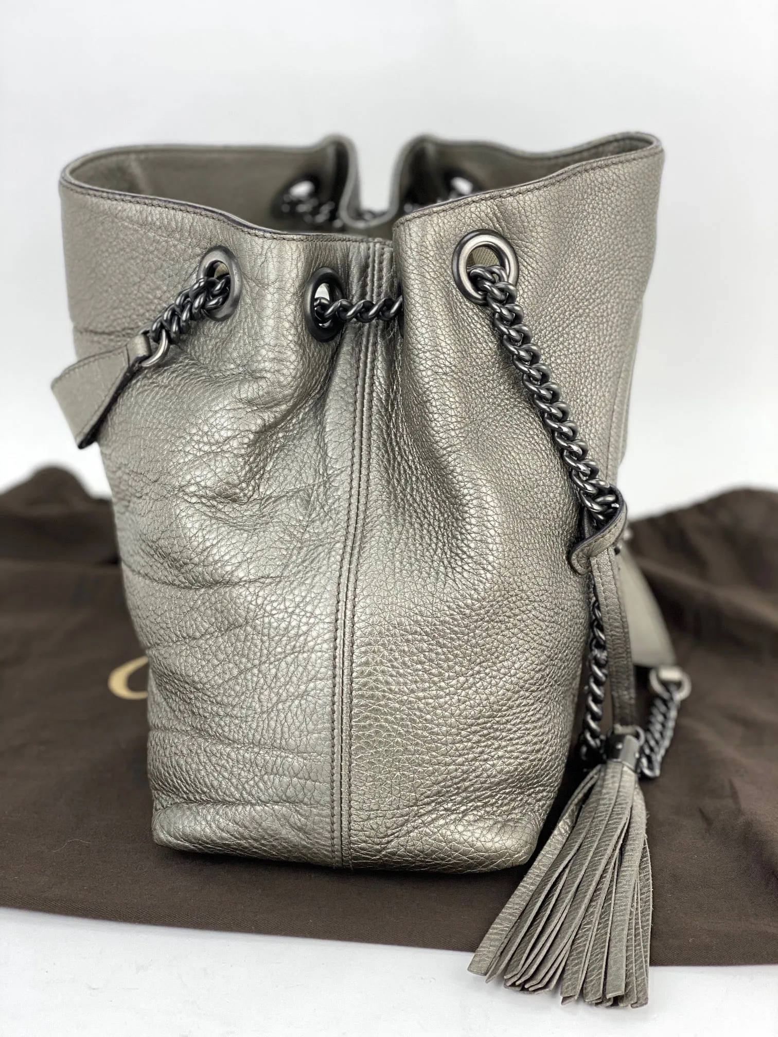 Gucci Metallic Pewter Pebbled Soho Medium Chain Tote Shoulder Hobo bag