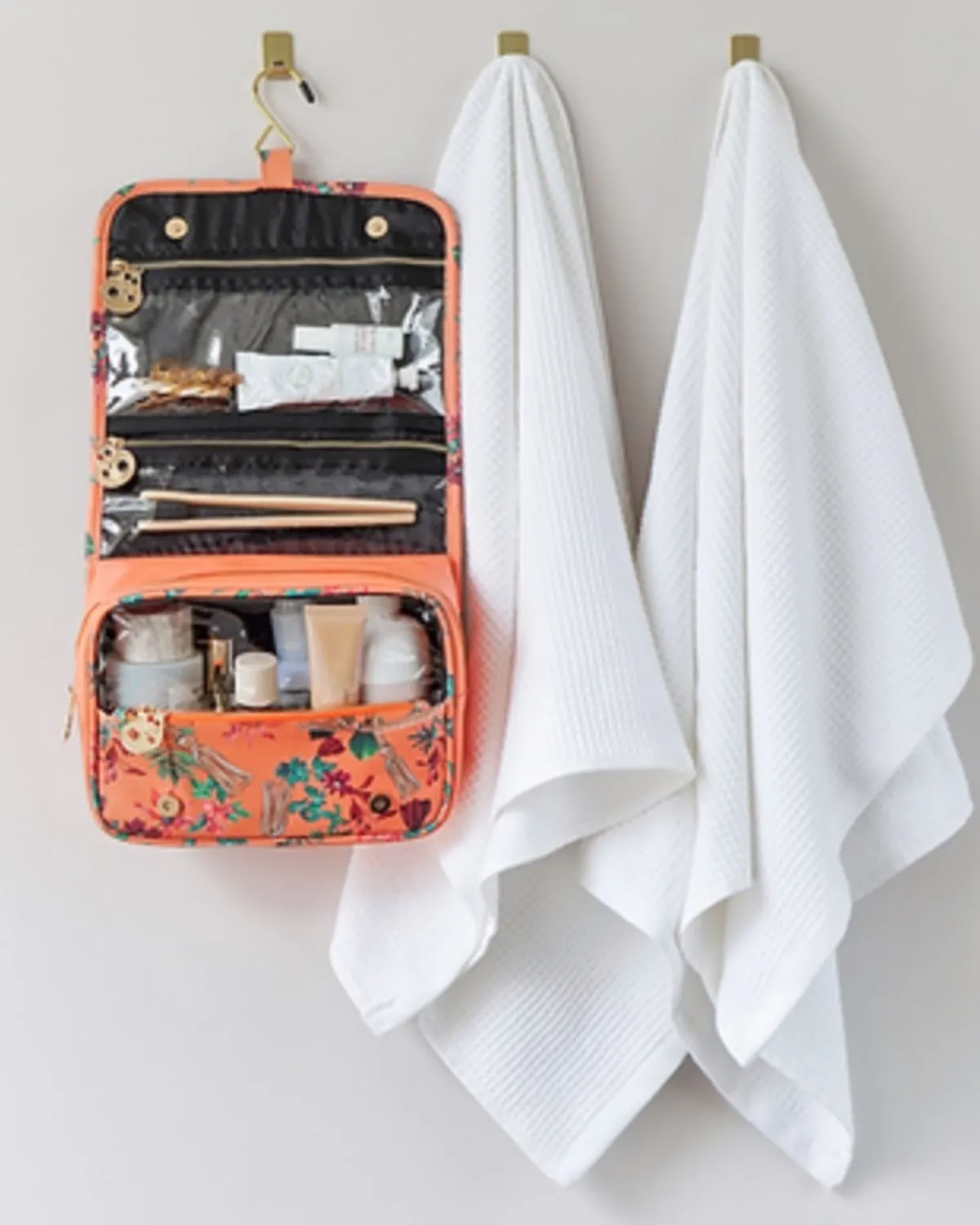 Hanging Wash Bag Golden Tassel Collection