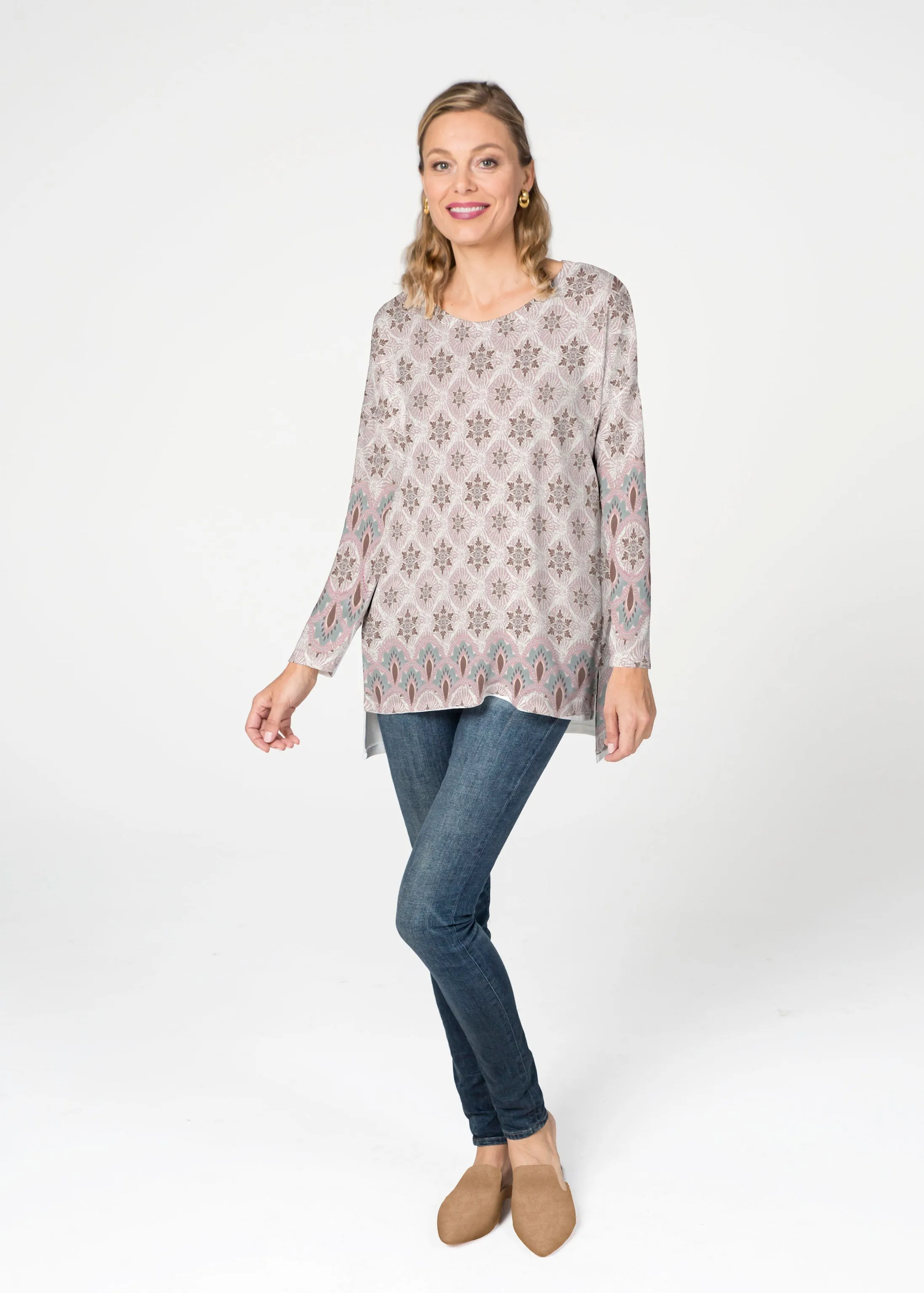 Izzy Grey (19200) ~ Slouchy Butterknit Top