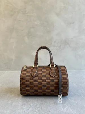 Liberte Boston Calf leather, Chocolate