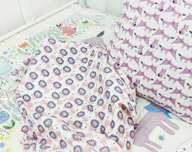 Lion Oxford Cotton - Secret Garden - By the Yard (44 x 36") 51062