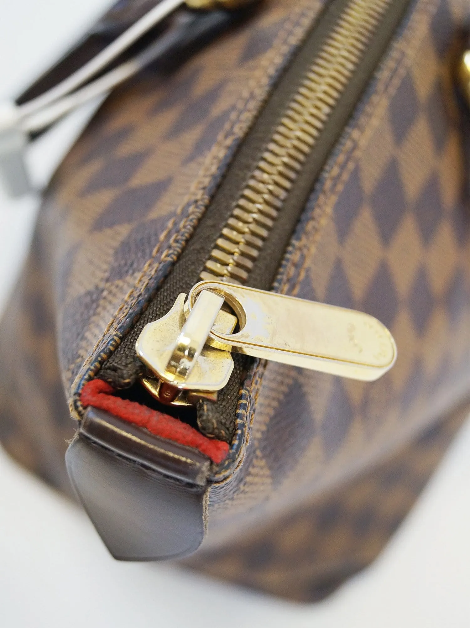 LOUIS VUITTON Damier Ebene Saleya MM Shoulder Handbag