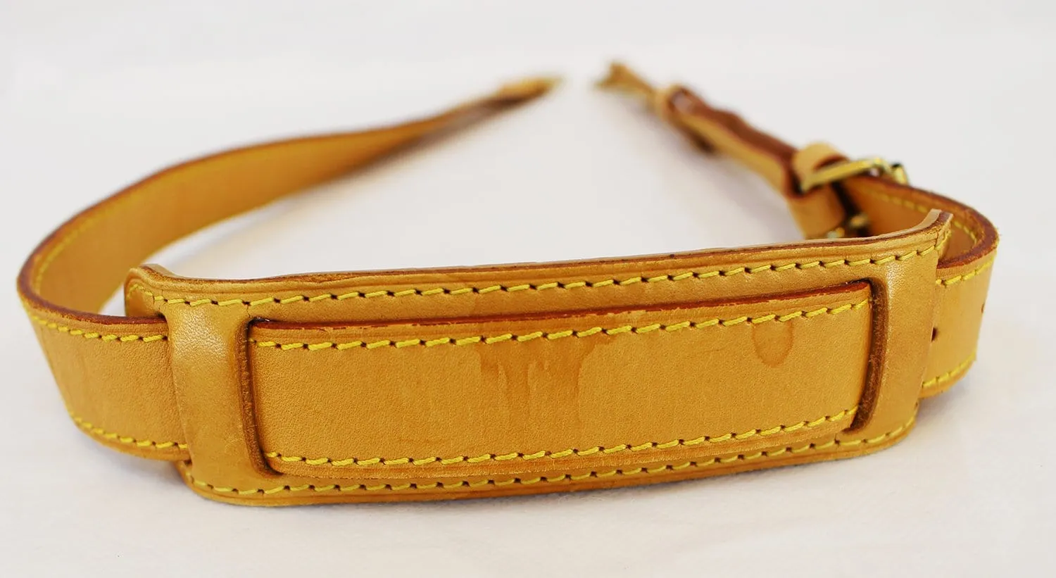 LOUIS VUITTON Leather Beige Bandouliere Shoulder Strap