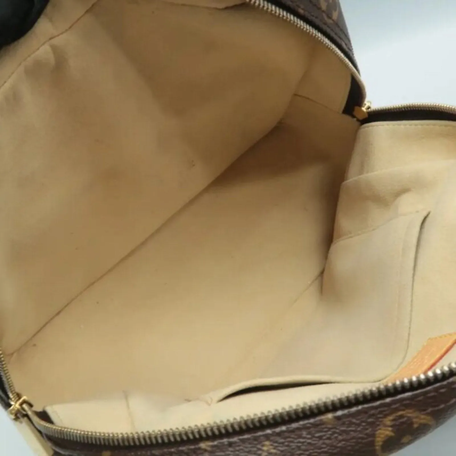 Louis Vuitton Manhattan Brown Monogram Canvas Tote