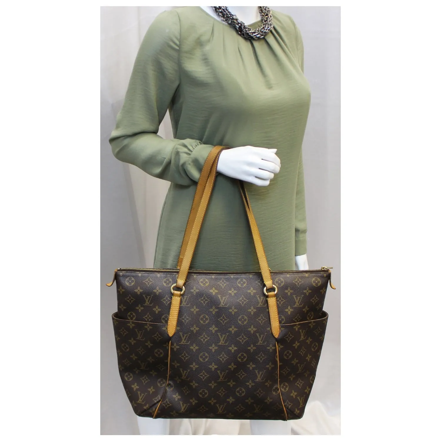 LOUIS VUITTON Monogram Canvas Totally GM Tote Shoulder Bag