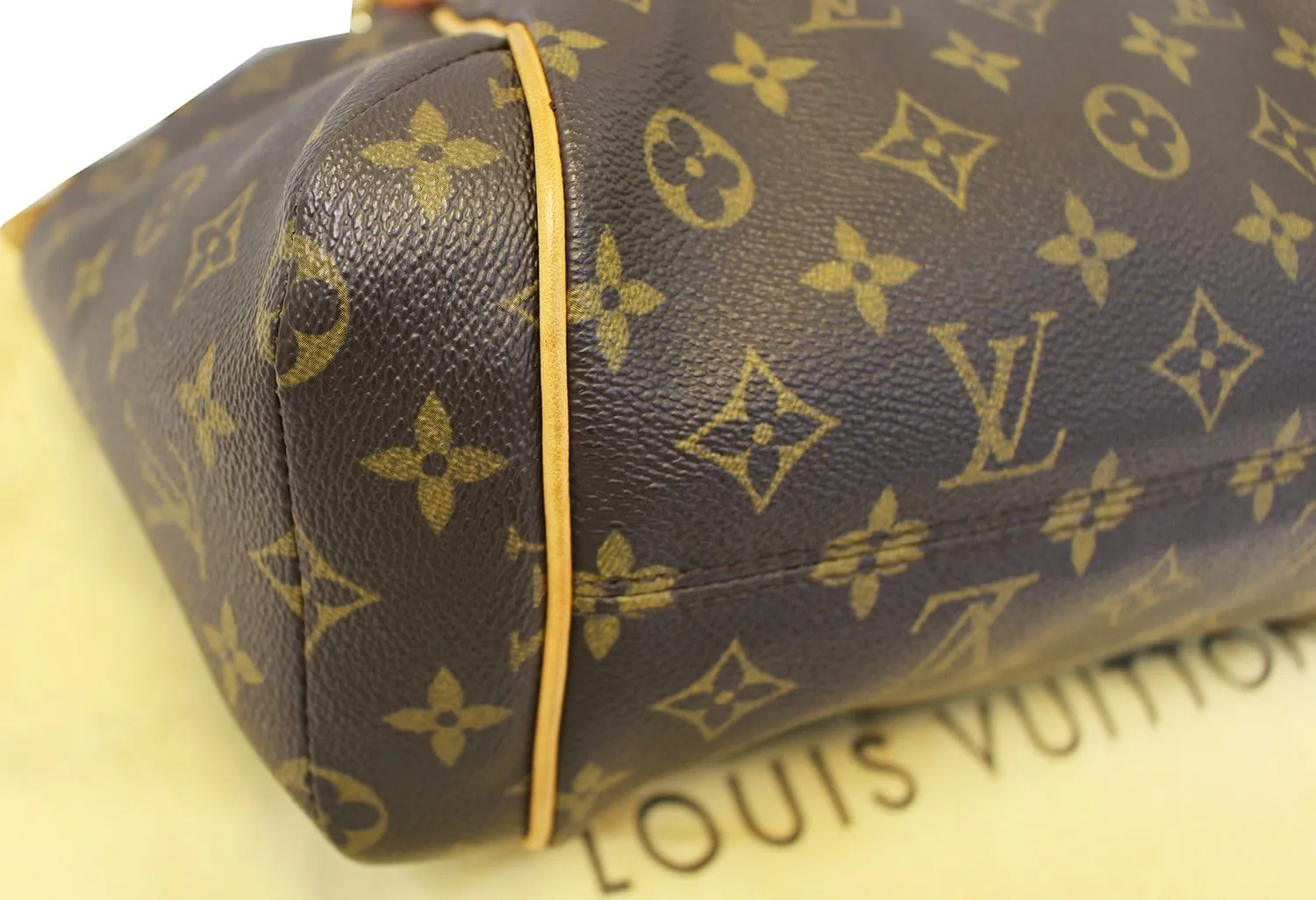 LOUIS VUITTON Monogram Totally PM Tote Bag