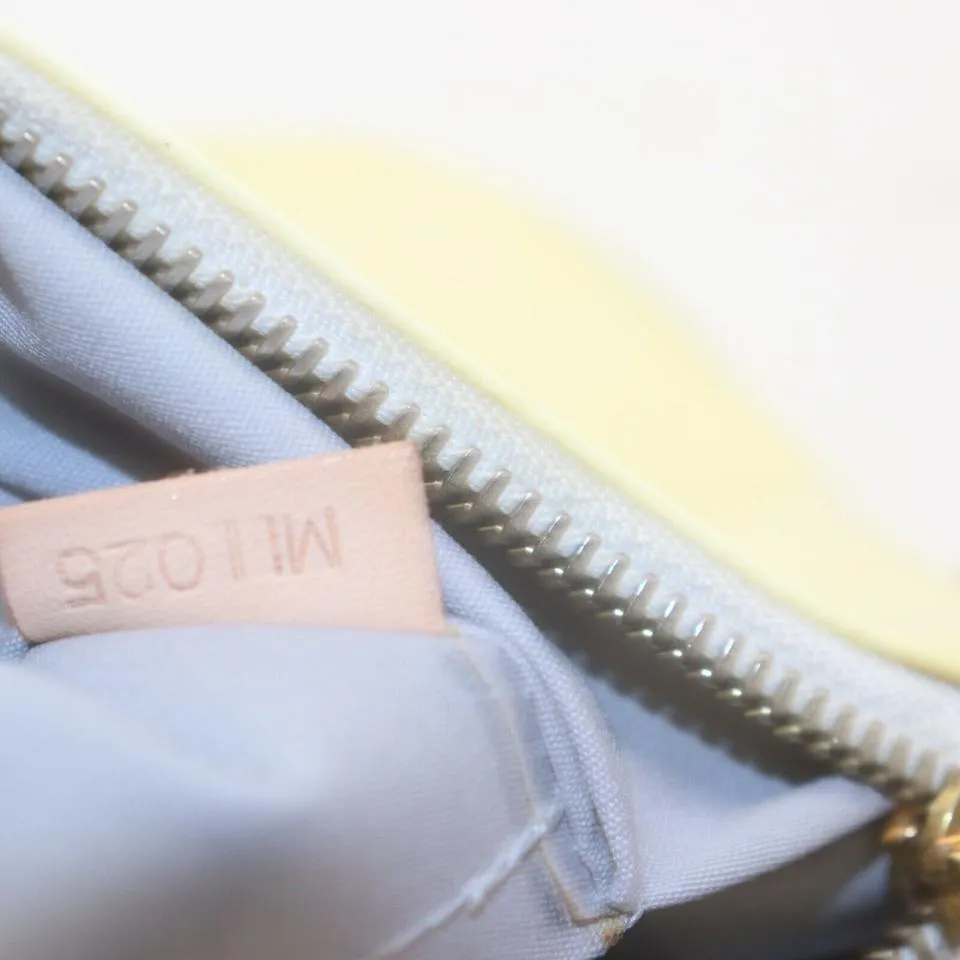 Louis Vuitton Perle Monogram Vernis Minna Street Crossbody Bag 863135