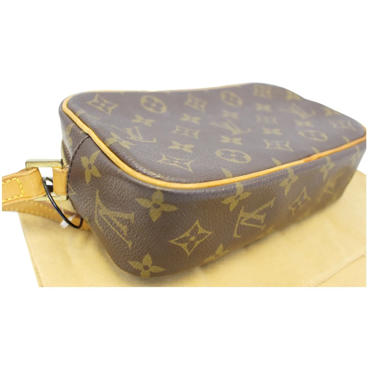 LOUIS VUITTON Pochette Cite Monogram Canvas Shoulder Bag