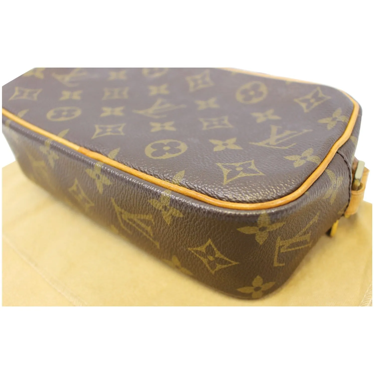 LOUIS VUITTON Pochette Cite Monogram Canvas Shoulder Bag