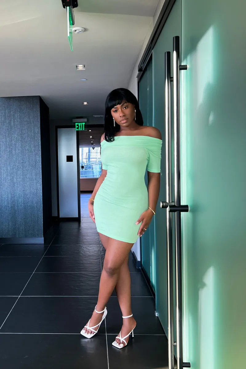 LUPITA OFF-SHOULDER RIBBED | DRESS