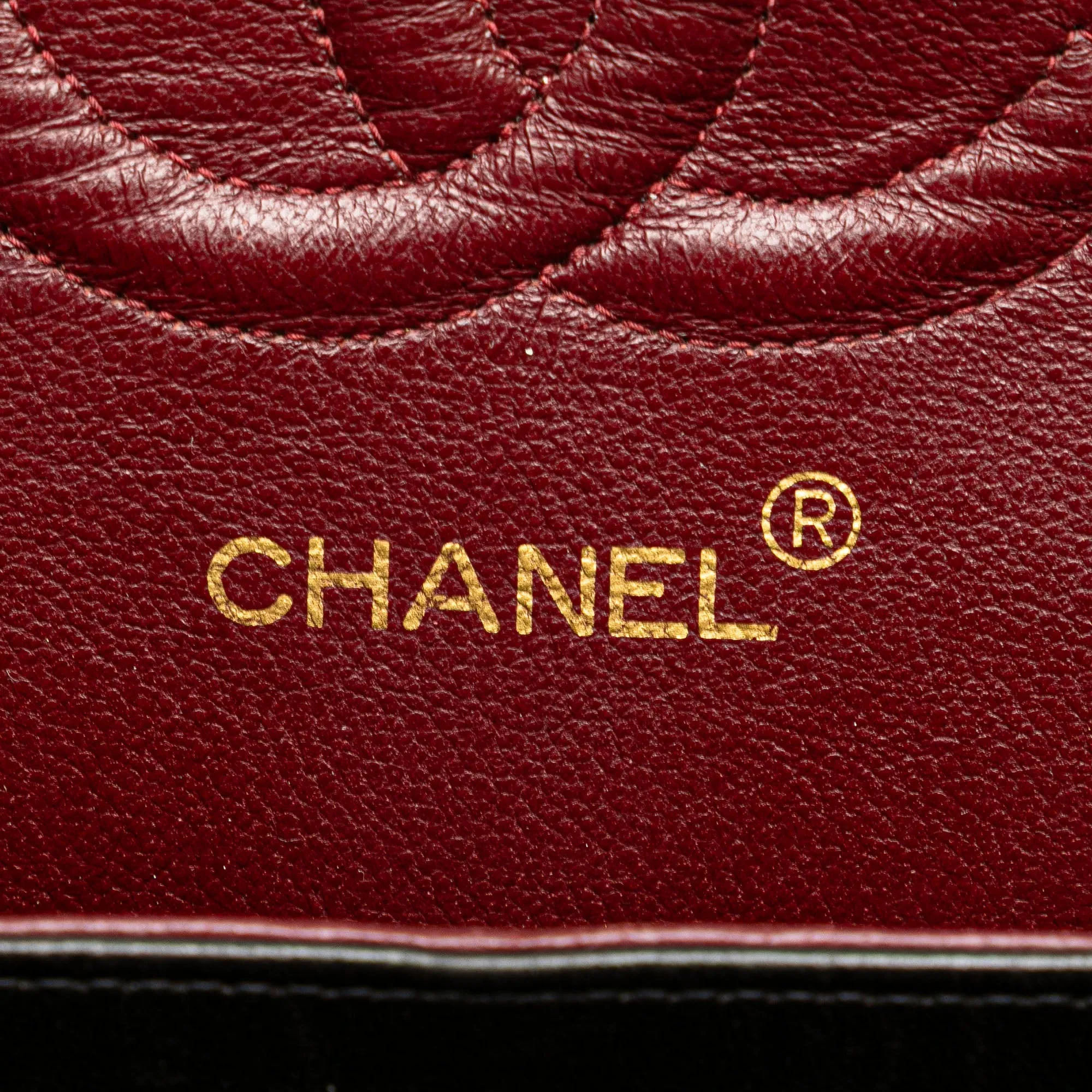Medium Classic Lambskin Double Flap