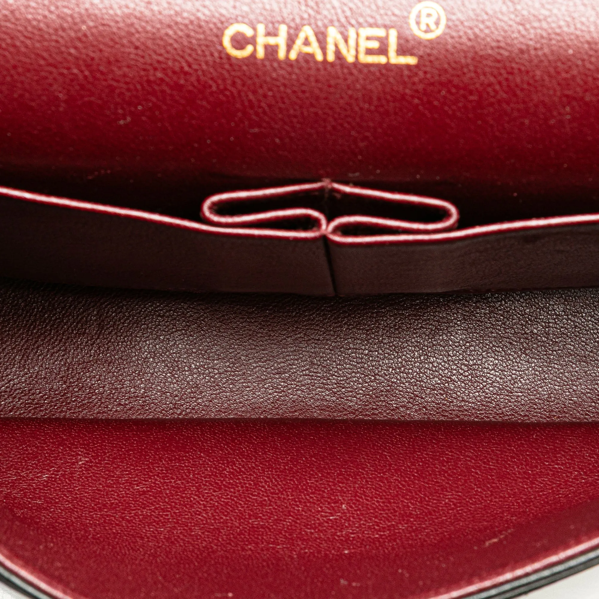 Medium Classic Lambskin Double Flap