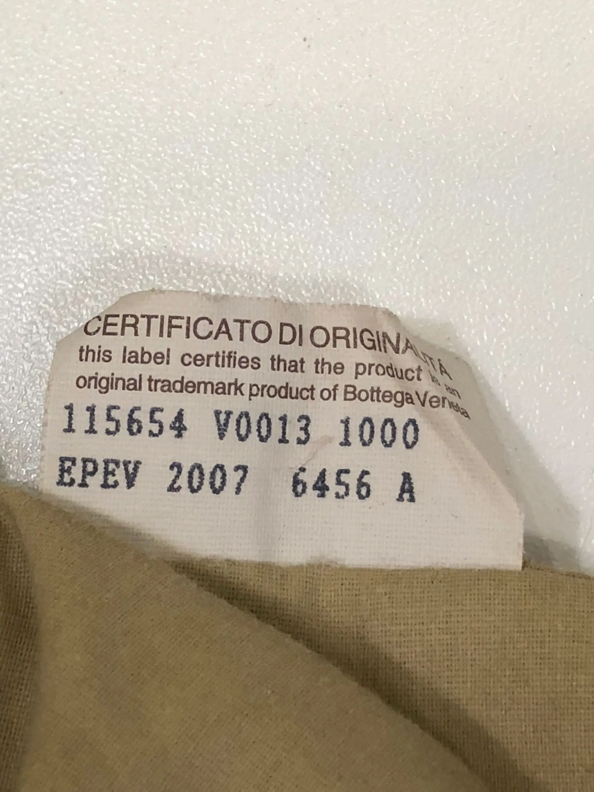 Medium Intrecciato Hobo Bag
