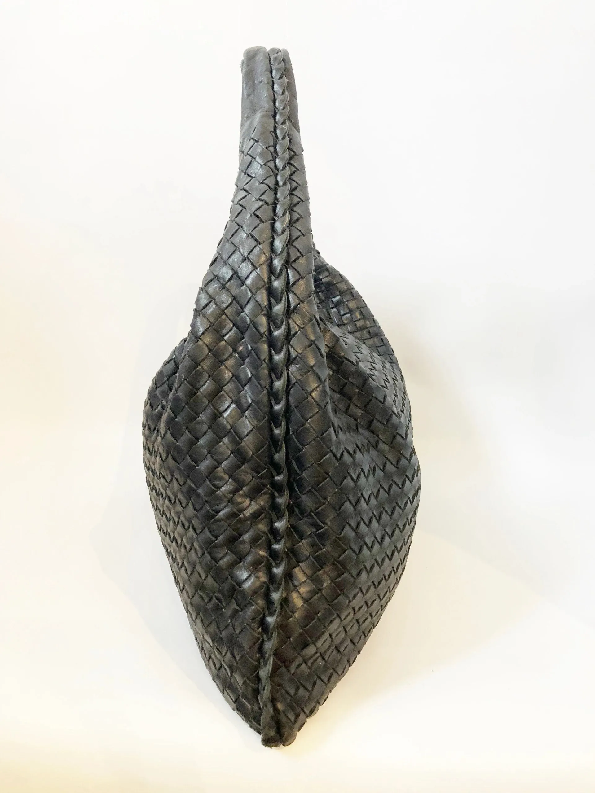 Medium Intrecciato Hobo Bag