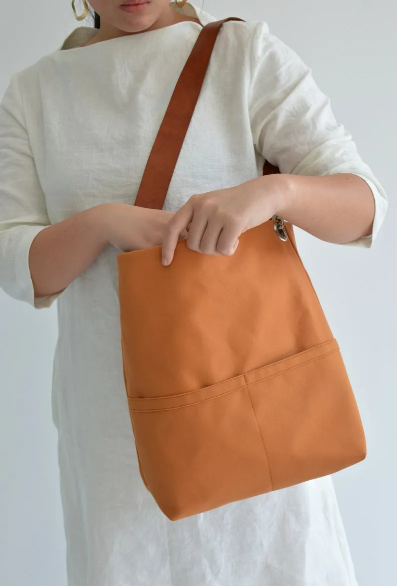 Mila 201 Orange | Hobo Tote Bag