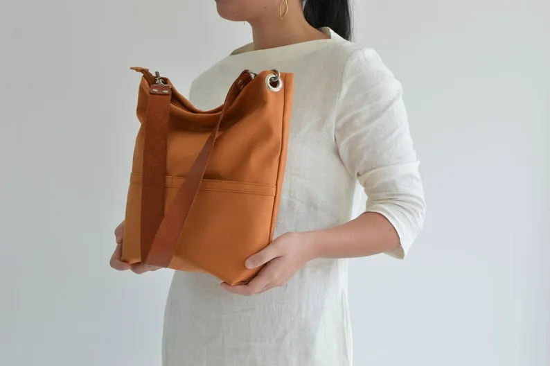 Mila 201 Orange | Hobo Tote Bag