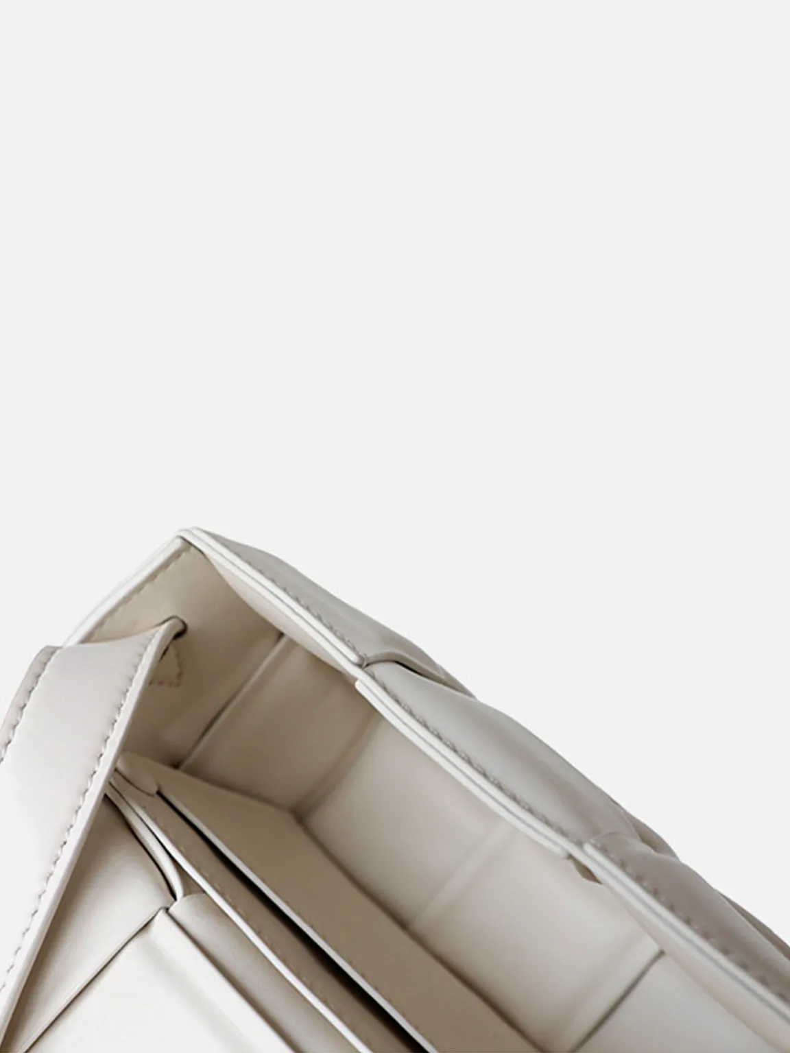 Mini Padded Clutch Bag Cassette Leather Shoulder Bag Woven Square Crossbody Bag