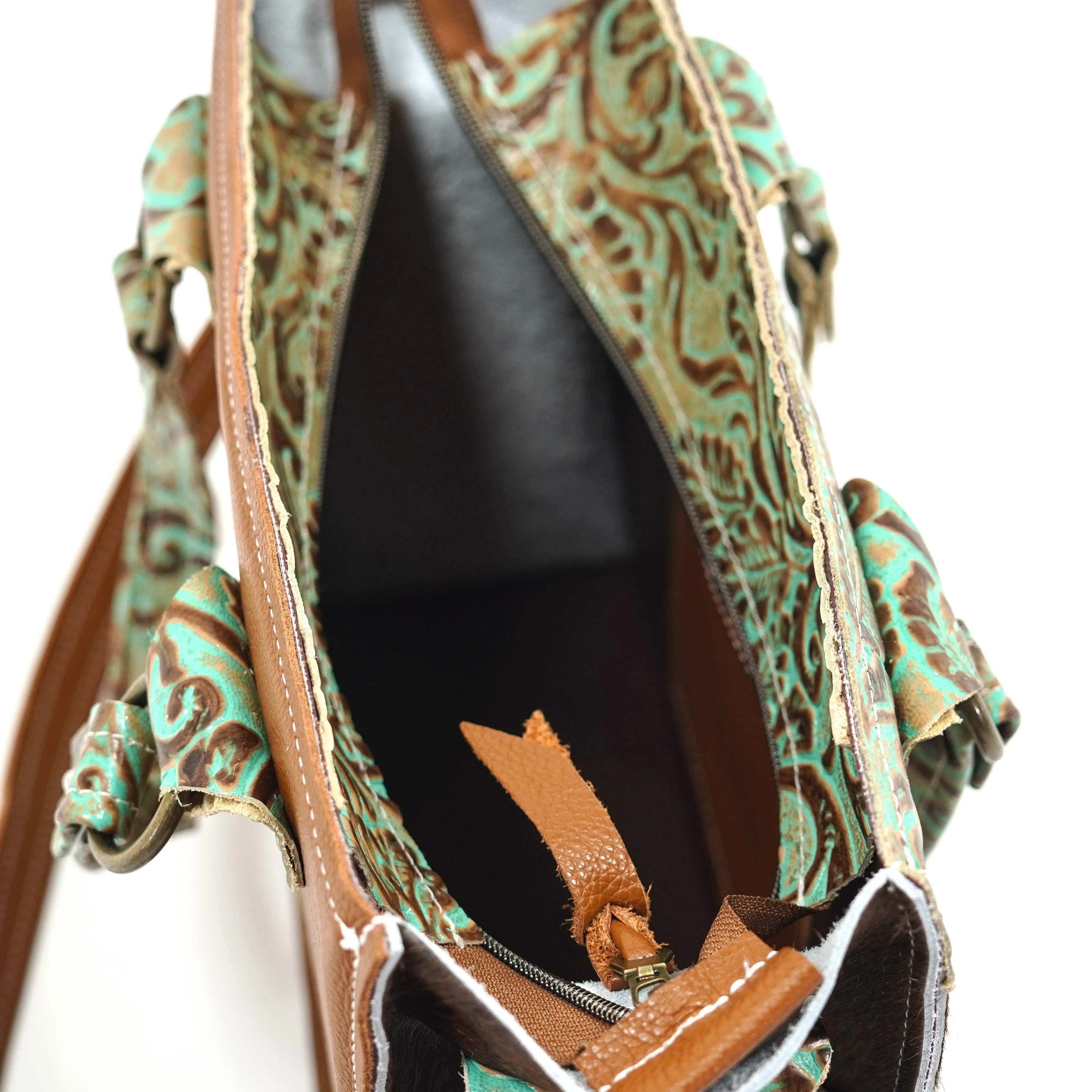 Minnie Pearl - Spotted Longhorn w/ Turquoise Tool