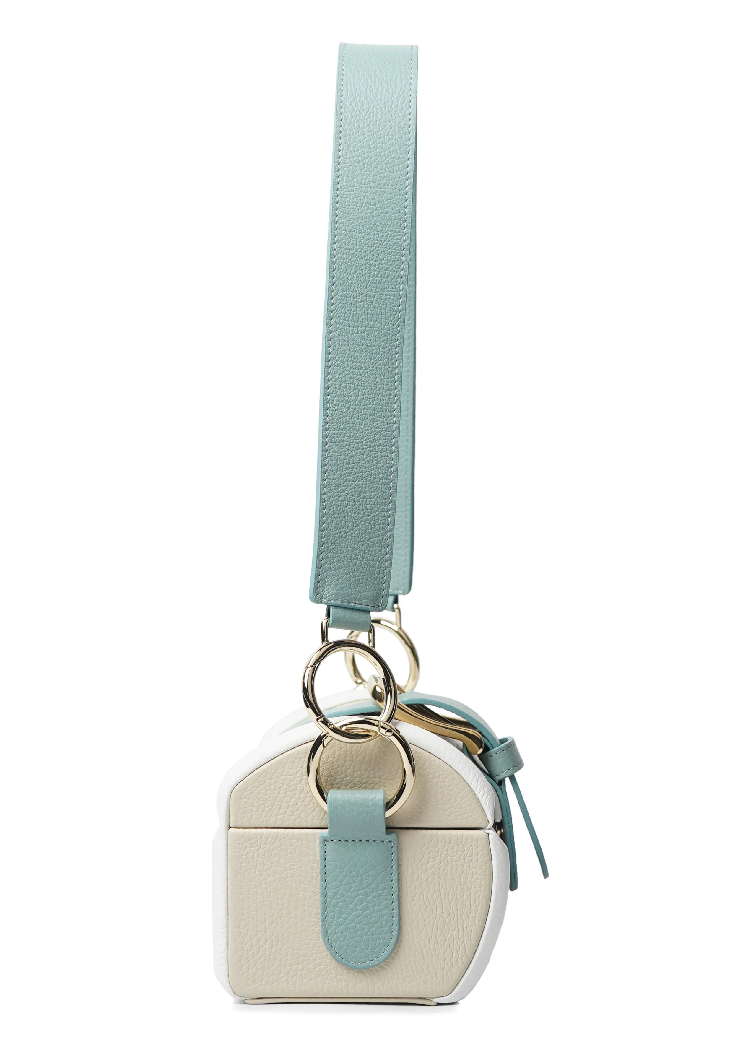 Moe - Lamb/ Aqua/ White